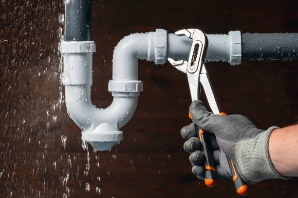 Professional Emergency Plumber technician working in Hookstown, PA